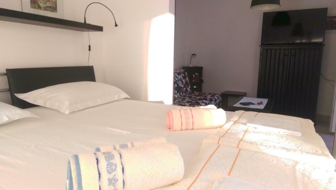 Holiday Home Olive グラダツ エクステリア 写真